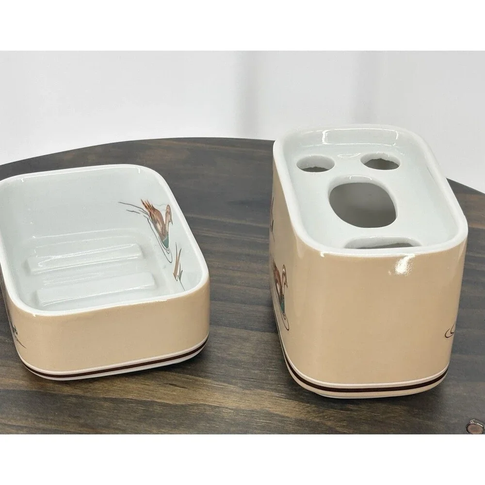 Andre Richard toothbrush holder